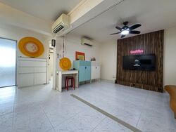 Blk 2 Hougang Avenue 3 (Hougang), HDB 3 Rooms #596706551
